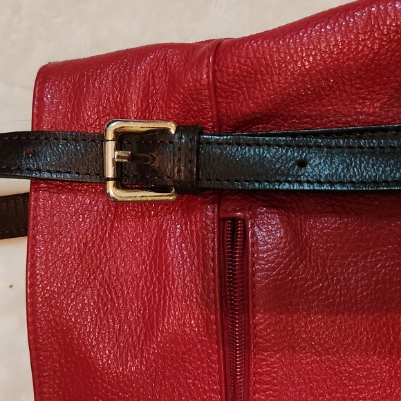 Valentina red pebbled leather with brown straps - Picture 9 of 16